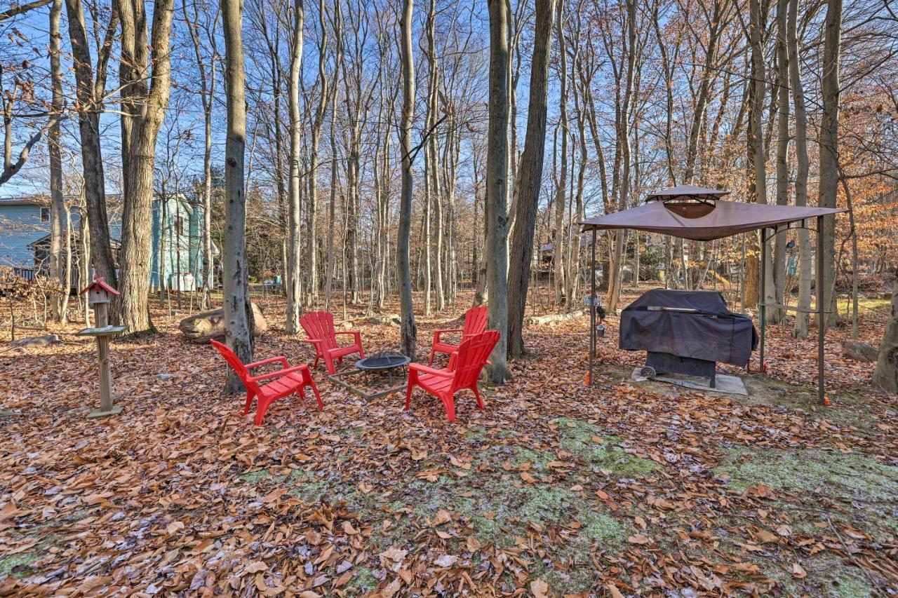 Villa Modern Mtn Gem with Fire Pit&Community Perks! Tobyhanna Exterior foto