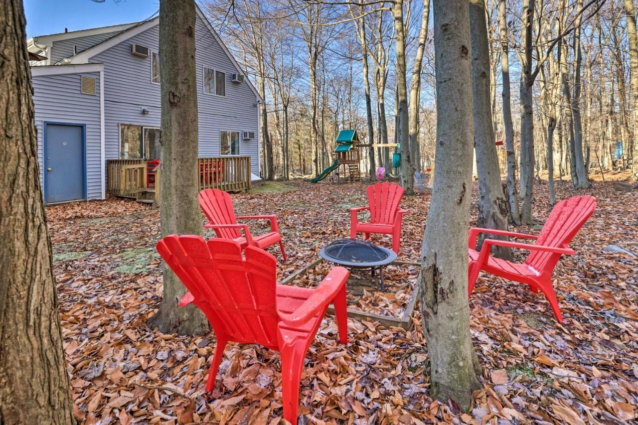 Villa Modern Mtn Gem with Fire Pit&Community Perks! Tobyhanna Exterior foto